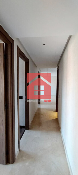 😍 Appr à vendre avec piscine et salle de sport😍-2