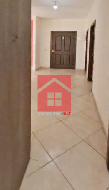 😍 Appartement avec balcon à Vendre 😍-1