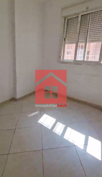 😍 Appartement avec balcon à Vendre 😍-2