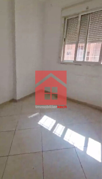 😍 Appartement avec balcon à Vendre 😍-2