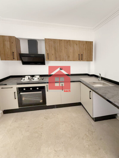 Appartement vide avec piscine à louer