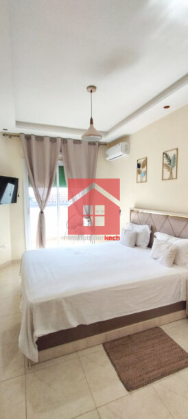 Appartement meublé avec piscine  à vendre-3