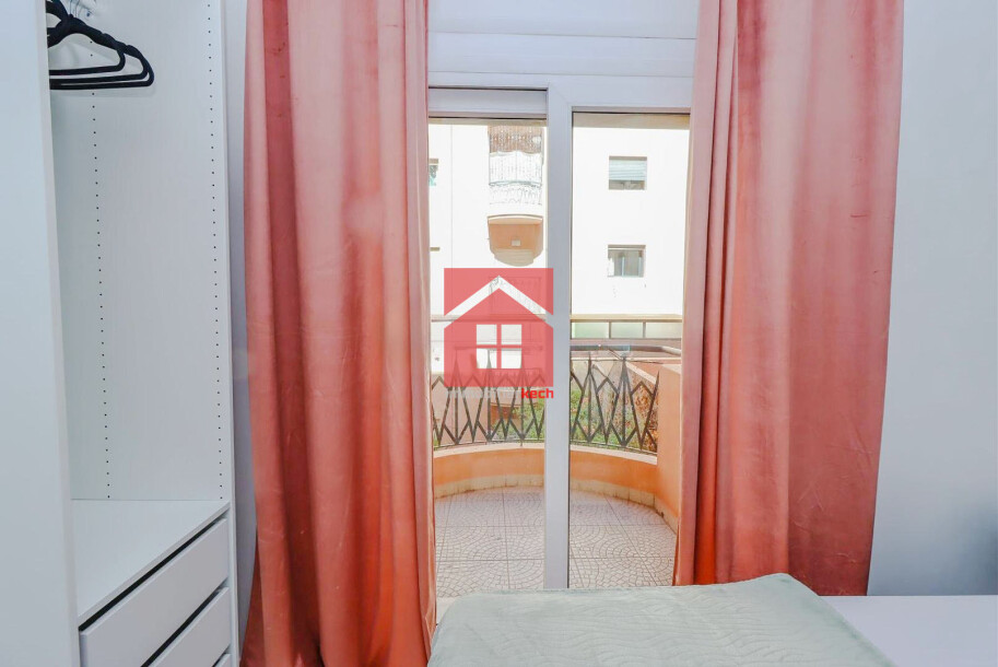 Bel Appartement avec Balcon a Gueliz-4