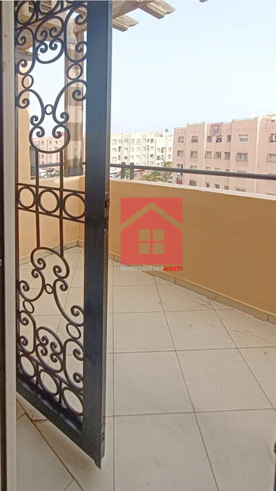 Appartement avec balcon à louer