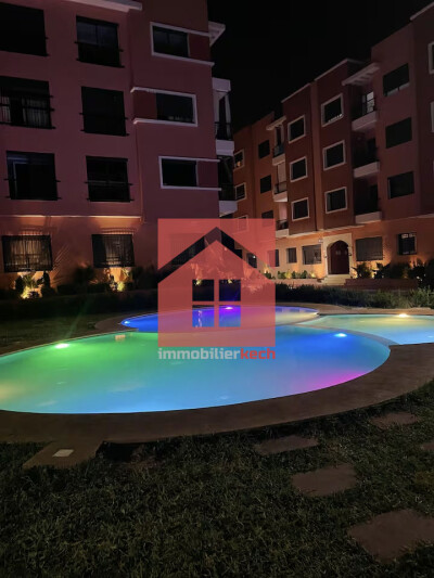 Appartement moderne avec piscine à louer