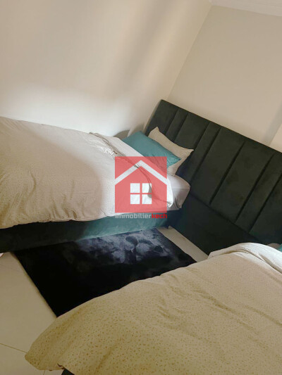 Bel appartement avec balcon à louer