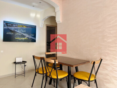 Bel appartement avec balcon à louer