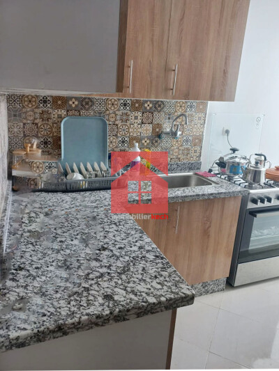 Appartement meublé avec balcon à louer