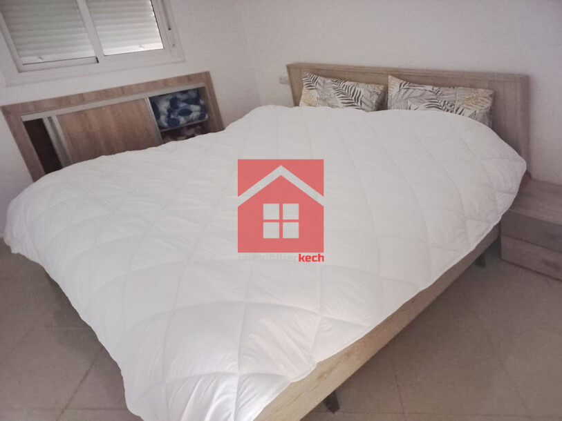 Appartement meublé avec balcon à louer-0