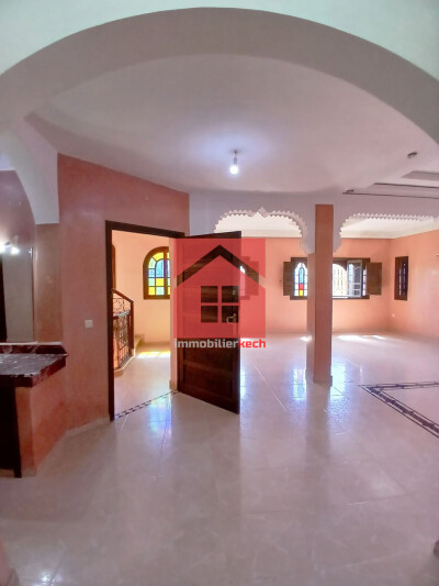 😍 étage villa  avec 2 balcons à louer 😍