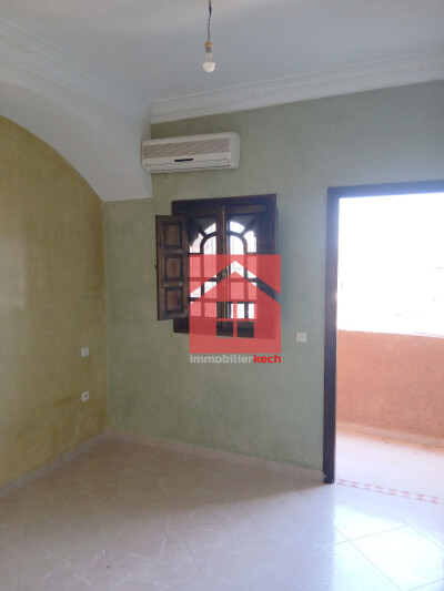 😍 étage villa  avec 2 balcons à louer 😍