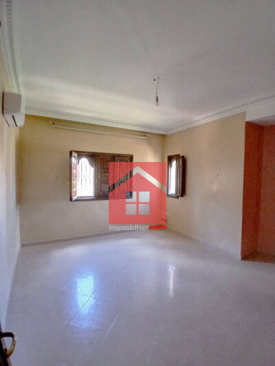 😍 étage villa  avec 2 balcons à louer 😍