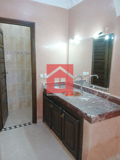 😍 étage villa  avec 2 balcons à louer 😍