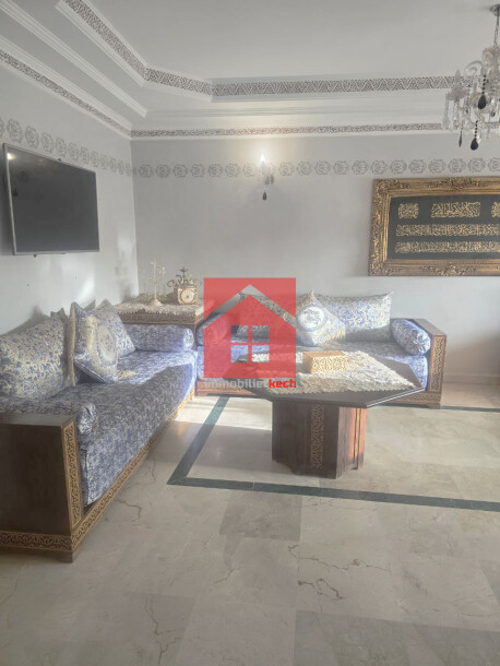 Appart meublé avec balcon à louer-0