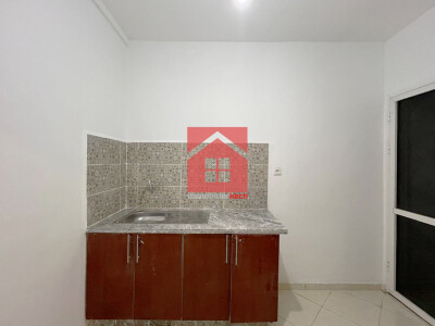 Appartement neuf avec balcon à louer