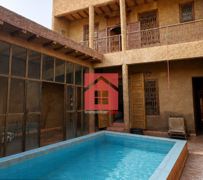 😍 Villa avec jardin et piscine à Louer par jour😍-0