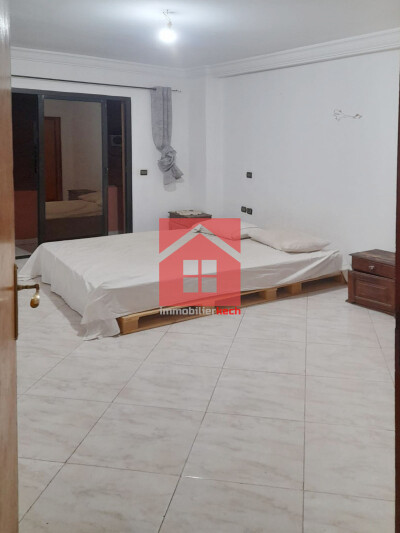 Neuf appartement avec 2 balcons à louer