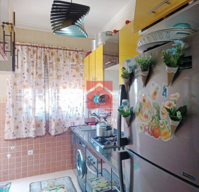 Bel Appartement avec Balcon