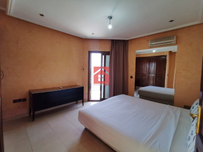 Charmante Villa avec une Grande Piscine Privée